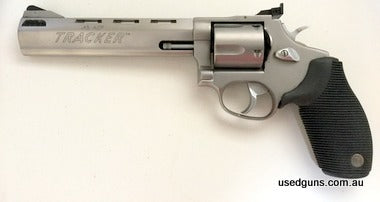 195812