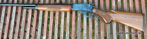 216945