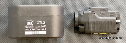 282543