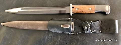 216875