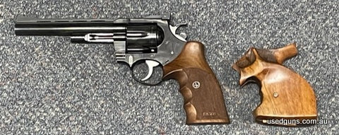 344670