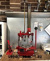 285458