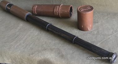 368733