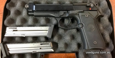 225863