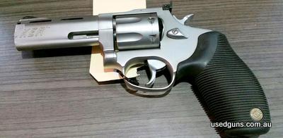 224751
