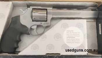 228946