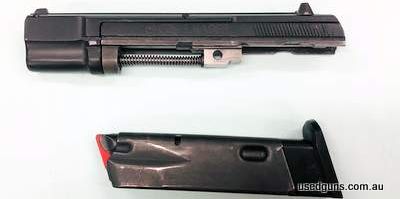 216773