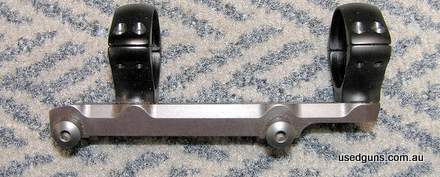 256098