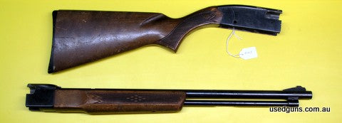 271142