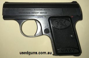 370829