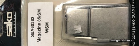 233047