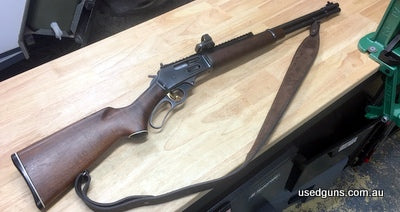 272402