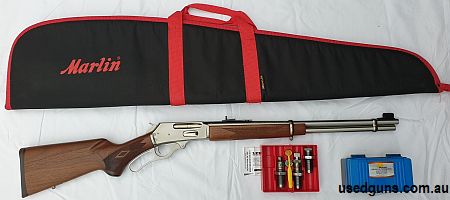 261793